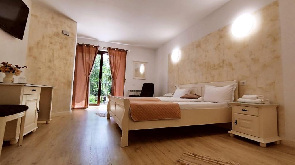 Pensiunea La Rascruce