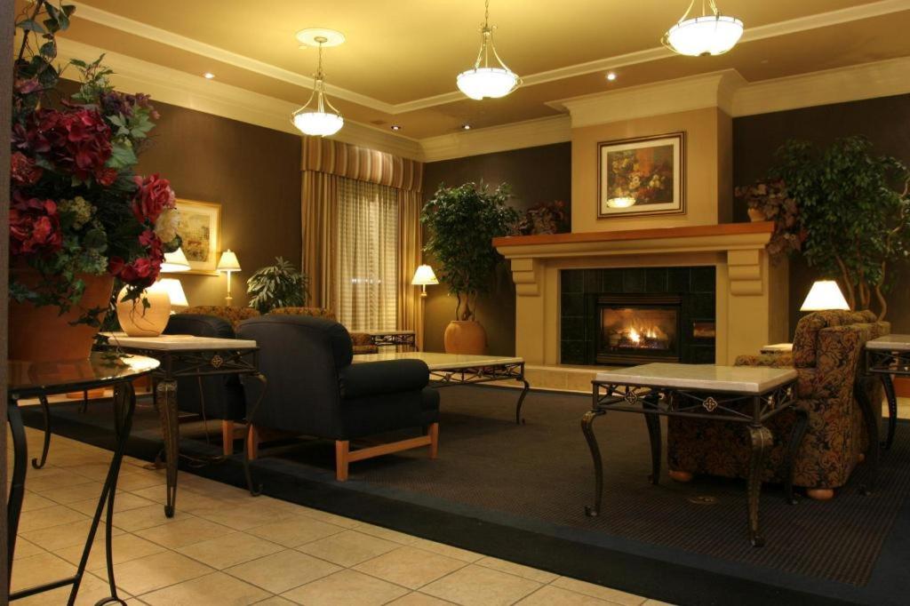 The Glenmore Inn & Convention Centre